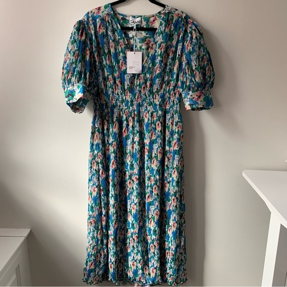 GANNI floral-print pleated Smocked Plissé Georgette midi dress - Picture 6 of 12
